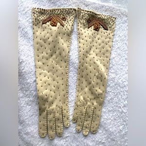 Vintage Beaded Gloves- Never worn size 7